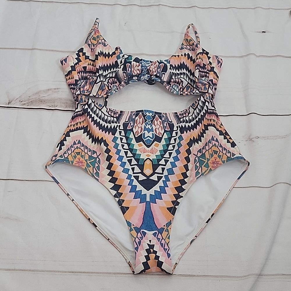 Womens Athleta Tribal Modern High Cut Monokini size XS Summer or Lake Fun in Sun